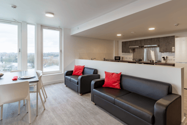 Classic En Suite - Image 6